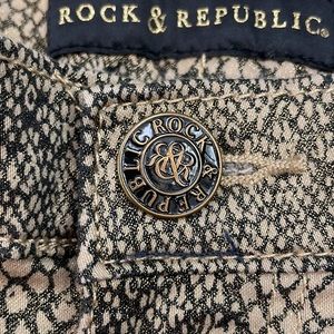 ROCK & REPUBLIC SNAKE PRINT JEANS